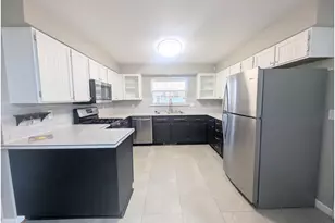 300 Grandy Ave, La Grande, OR 97850 - Photo 6