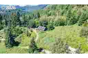 8955 Scotts Valley Rd, Yoncalla, OR 97499 - Photo 26