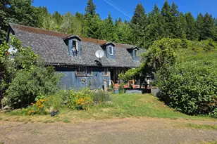 8955 Scotts Valley Rd, Yoncalla, OR 97499 - Photo 1