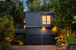 4202 SW Melville Ave, Portland, OR 97239 - Photo 1