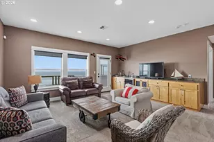 1233 SW Coast Ave, Lincoln City, OR 97367 - Photo 24