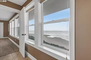 1233 SW Coast Ave, Lincoln City, OR 97367 - Photo 22