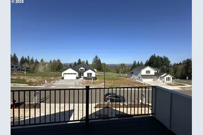 41950 Deschutes Ave, Sandy, OR 97055 - Photo 2