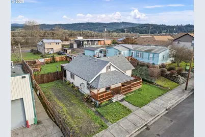 252 Alder St, Yoncalla, OR 97499 - Photo 8