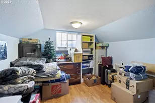 252 Alder St, Yoncalla, OR 97499 - Photo 36