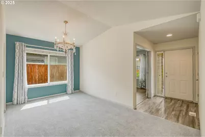 2469 Dorsey Dr, Hubbard, OR 97032 - Photo 6