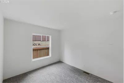 545 S Wall St, Coos Bay, OR 97420 - Photo 26