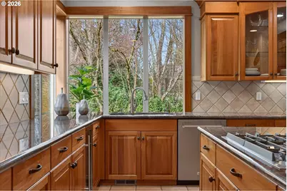 3390 Quail Ridge Ct, West Linn, OR 97068 - Photo 16