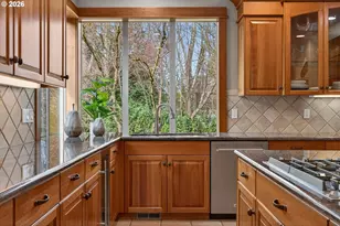 3390 Quail Ridge Ct, West Linn, OR 97068 - Photo 16