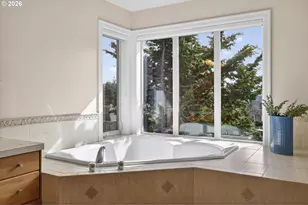 3390 Quail Ridge Ct, West Linn, OR 97068 - Photo 28