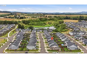 2622 NW Eric Dr, McMinnville, OR 97128 - Photo 2