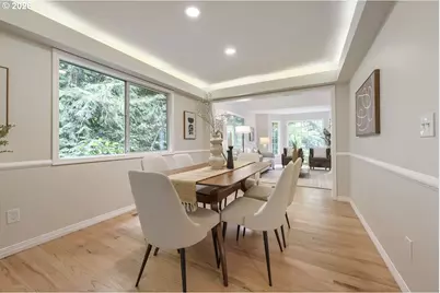 10708 SW 11th Dr, Portland, OR 97219 - Photo 6