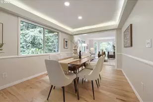 10708 SW 11th Dr, Portland, OR 97219 - Photo 6