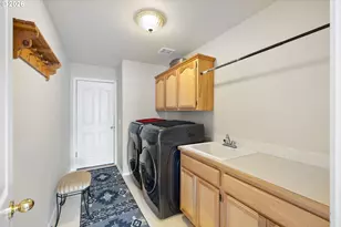 532 NW Gavin Dr, Dallas, OR 97338 - Photo 30