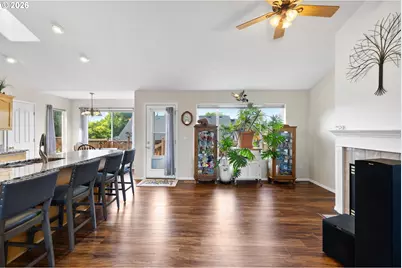 532 NW Gavin Dr, Dallas, OR 97338 - Photo 14