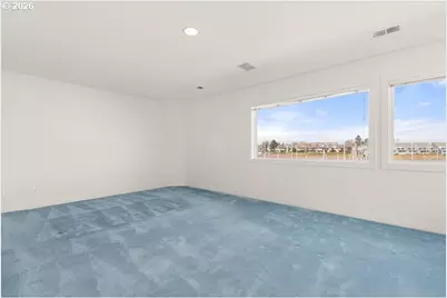 165 N Lotus Beach Dr, Portland, OR 97217 - Photo 36