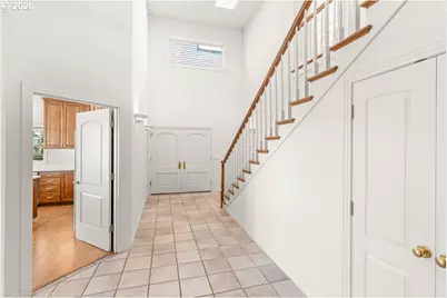 165 N Lotus Beach Dr, Portland, OR 97217 - Photo 8