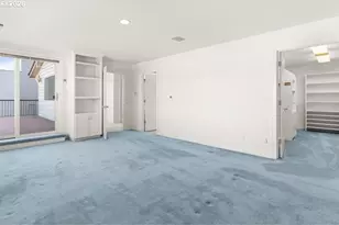 165 N Lotus Beach Dr, Portland, OR 97217 - Photo 40