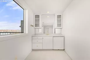 165 N Lotus Beach Dr, Portland, OR 97217 - Photo 34