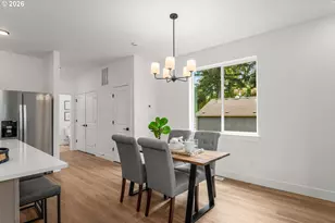 18938 SW Hazelwood Ln, Beaverton, OR 97078 - Photo 8