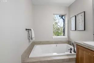 28831 SW Costa Cir W, Wilsonville, OR 97070 - Photo 24