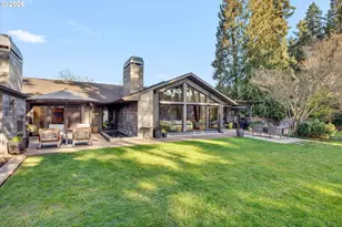 19333 SE River Dr Ct, Milwaukie, OR 97267 - Photo 2