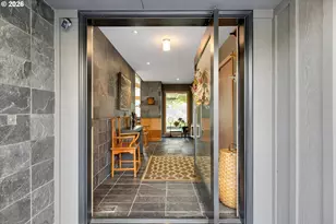 19333 SE River Dr Ct, Milwaukie, OR 97267 - Photo 18