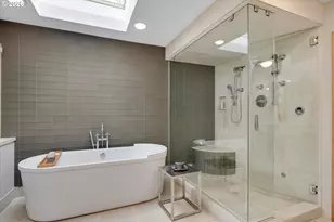 19333 SE River Dr Ct, Milwaukie, OR 97267 - Photo 24