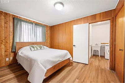 321 N Holladay Dr, Seaside, OR 97138 - Photo 24