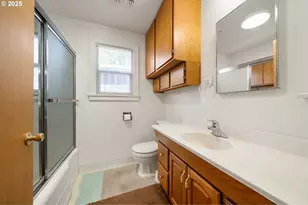 4616 SE 128th Ave, Portland, OR 97236 - Photo 8