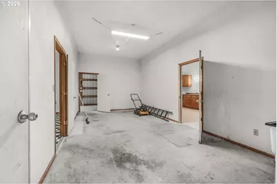 4160 NE Cordon Rd, Salem, OR 97305 - Photo 40