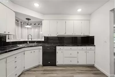 4160 NE Cordon Rd, Salem, OR 97305 - Photo 12