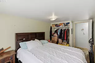 340 16th Ave, Coos Bay, OR 97420 - Photo 28