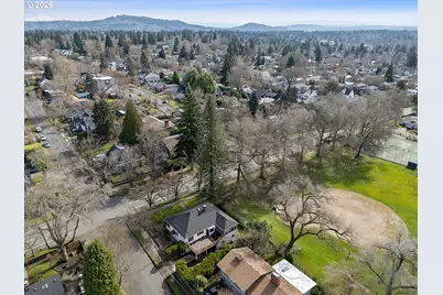 6807 SE Cesar E Chavez Blvd, Portland, OR 97202 - Photo 46