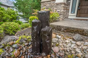 8129 SE 145 Ct, Portland, OR 97236 - Photo 2