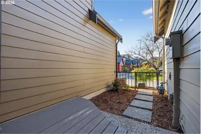 7147 NE Stonewater St, Hillsboro, OR 97124 - Photo 36