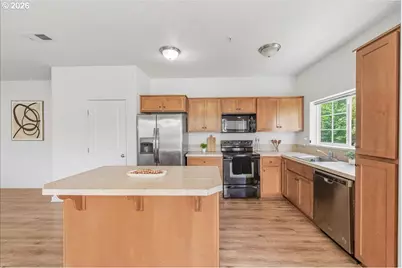 11189 SE Causey Cir, Happy Valley, OR 97086 - Photo 8