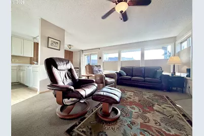 1070 Bay St #22, Florence, OR 97439 - Photo 6