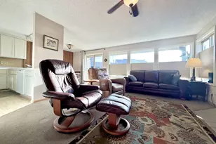 1070 Bay St, Florence, OR 97439 - Photo 6
