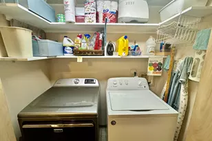 1070 Bay St, Florence, OR 97439 - Photo 14