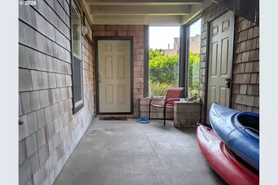 1070 Bay St #22, Florence, OR 97439 - Photo 36