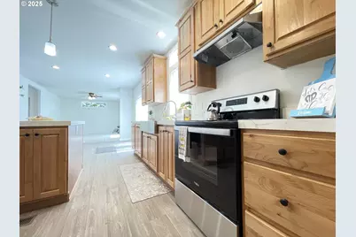 96465 Coverdell Rd #34, Brookings, OR 97415 - Photo 10