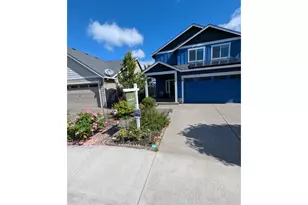 609 NE Megan Dr, Estacada, OR 97023 - Photo 2