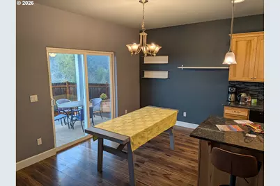609 NE Megan Dr, Estacada, OR 97023 - Photo 12
