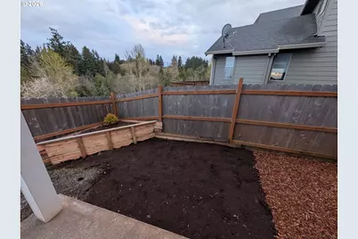 609 NE Megan Dr, Estacada, OR 97023 - Photo 18