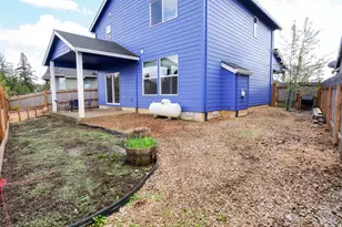 609 NE Megan Dr, Estacada, OR 97023 - Photo 36
