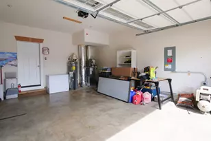 609 NE Megan Dr, Estacada, OR 97023 - Photo 38