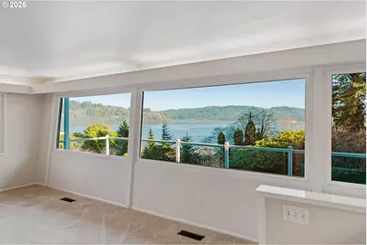 451 Simpson, North Bend, OR 97459 - Photo 36