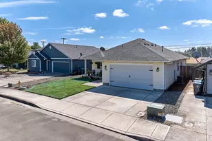 542 E Elm Loop, Gervais, OR 97026 - Photo 2