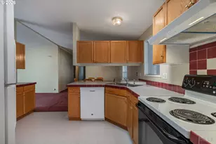 51419 SE 6th St, Scappoose, OR 97056 - Photo 8
